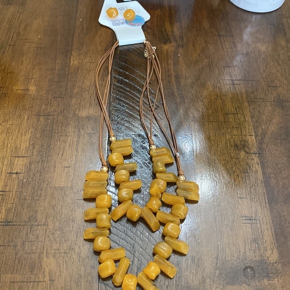 Cato Necklace - Picture 5 of 7